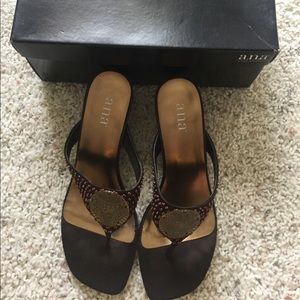 Woman’s Wedge Sandel